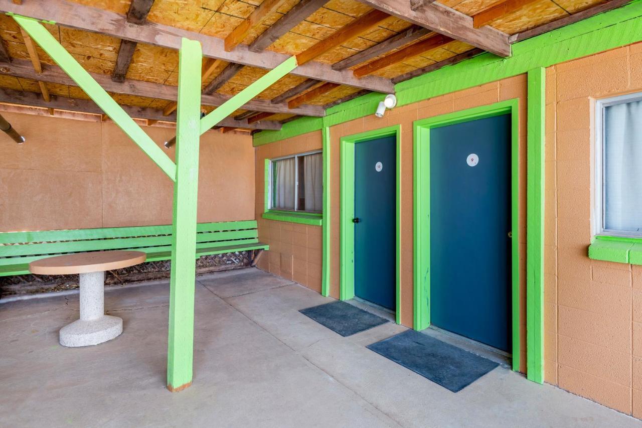 OYO Hotel Hanksville, UT Eksteriør bilde