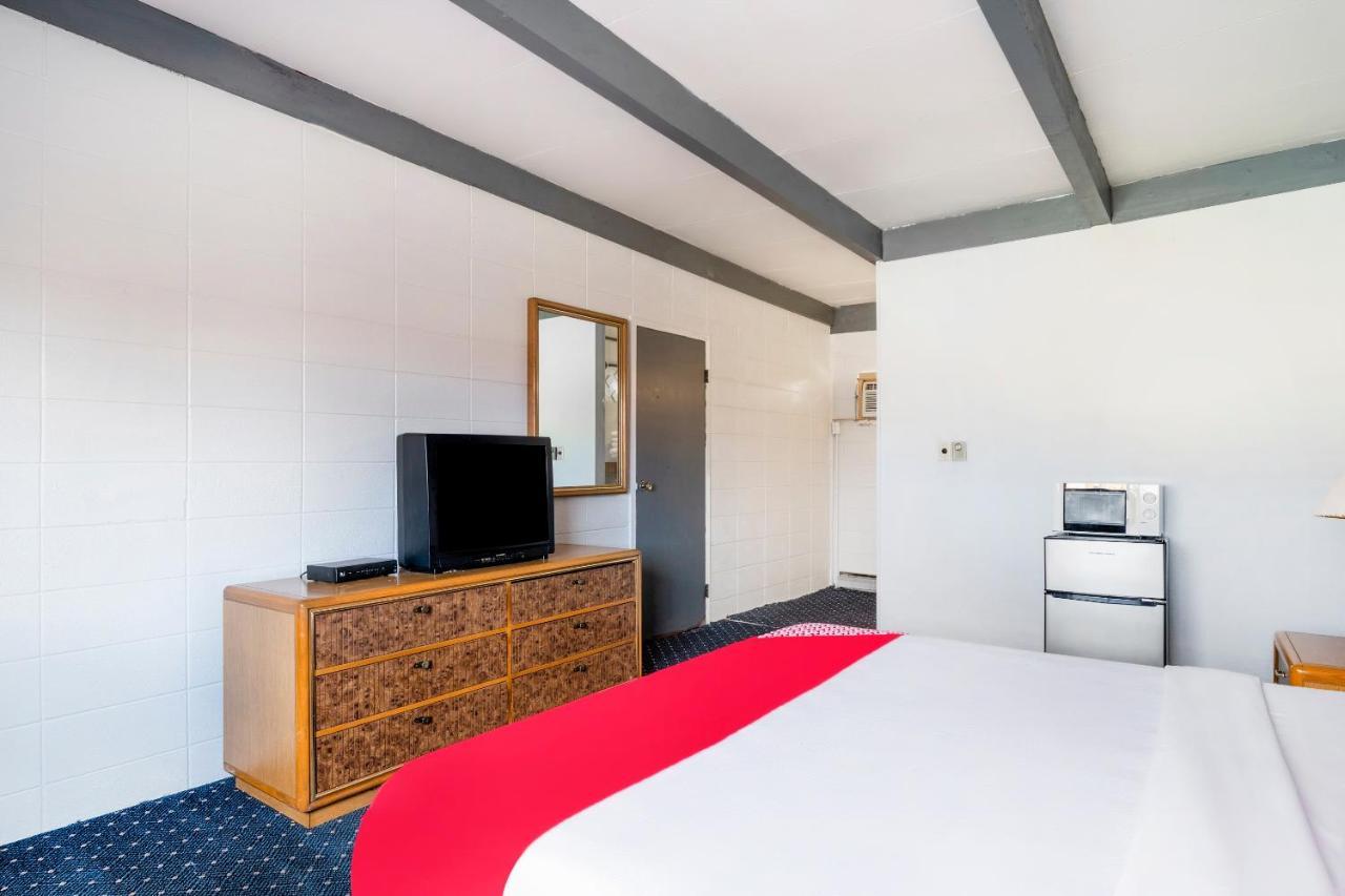 OYO Hotel Hanksville, UT Eksteriør bilde